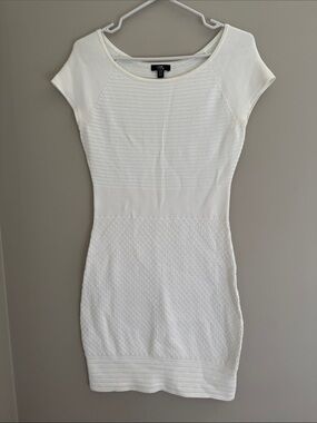 BCBG TEXTURED KNIT DRESS